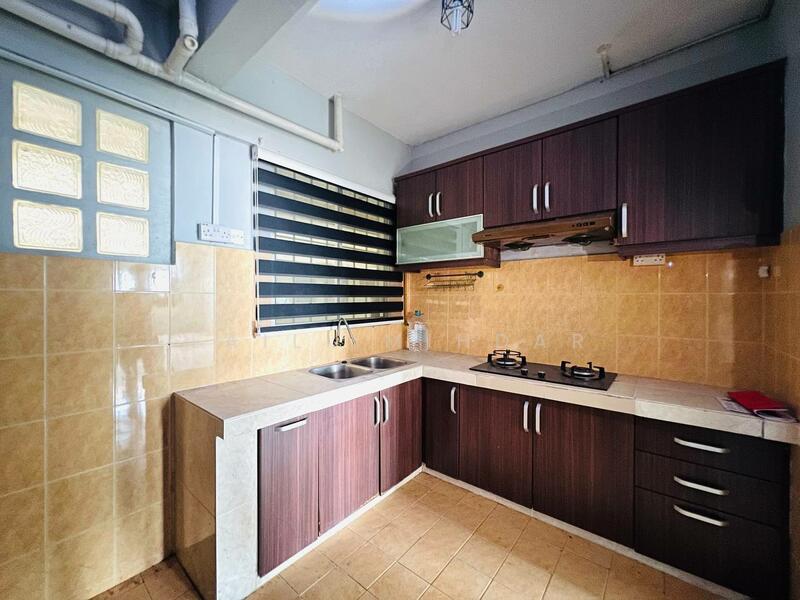 Untuk Dijual - Aman Putra Apartment