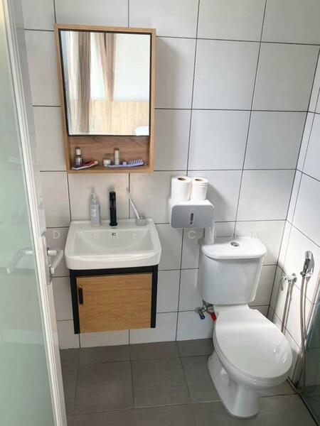 Untuk Disewa - The Stone