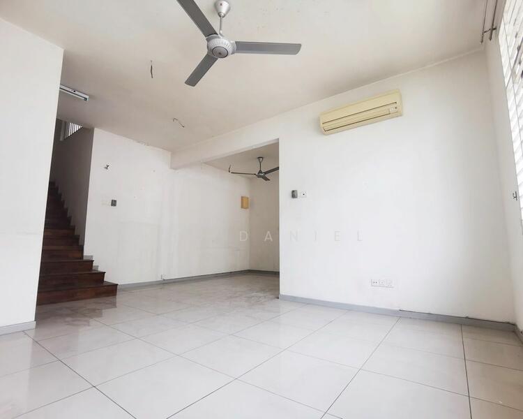 For Sale - Townhouse at Taman Tasik Puchong