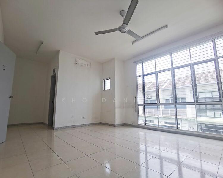 For Sale - Townhouse at Taman Tasik Puchong