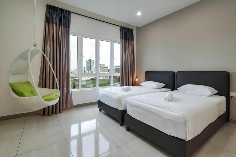 For Sale - ⭐ 3.5 sty Corner ⭐ 9,400sf ⭐ RM519 psf ⭐ Main road frontage ⭐