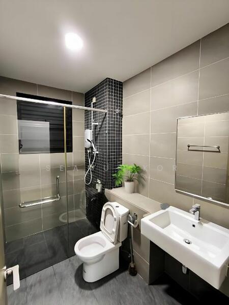 For Sale - ⭐ 3.5 sty Corner ⭐ 9,400sf ⭐ RM519 psf ⭐ Main road frontage ⭐