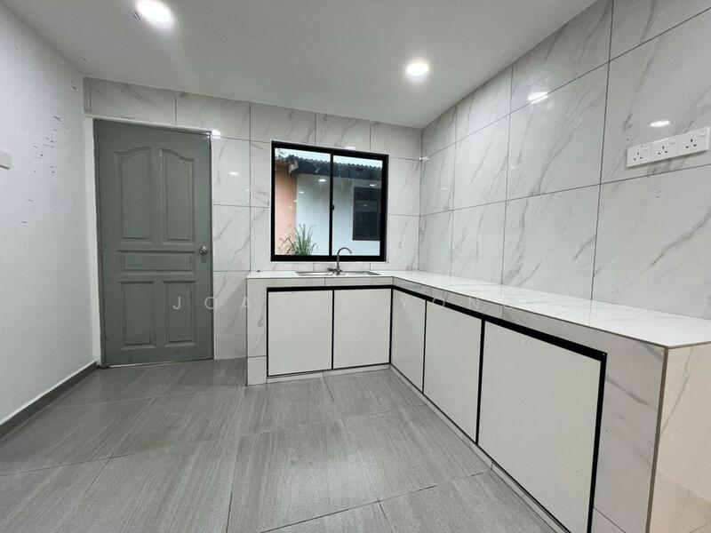 For Sale - Single Storey Terrace House @ 32 Jalan Mutiara 5, Taman Mutiara, Ulu Tiram, Johor