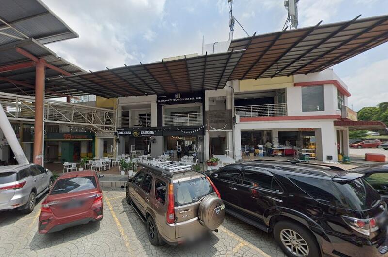 Putra Walk, Seri Kembangan