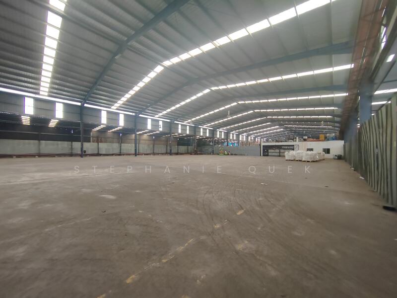 Untuk Disewa - Sharing Warehouse In Subang Usj / Puchong For Rent