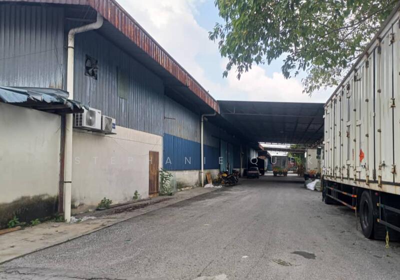 Untuk Disewa - Sharing Warehouse In Subang Usj / Puchong For Rent