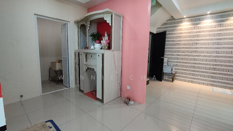 For Sale - Taman Lapangan Hartamas