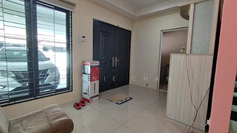 For Sale - Taman Lapangan Hartamas