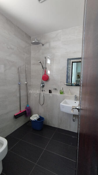 For Sale - Taman Lapangan Hartamas