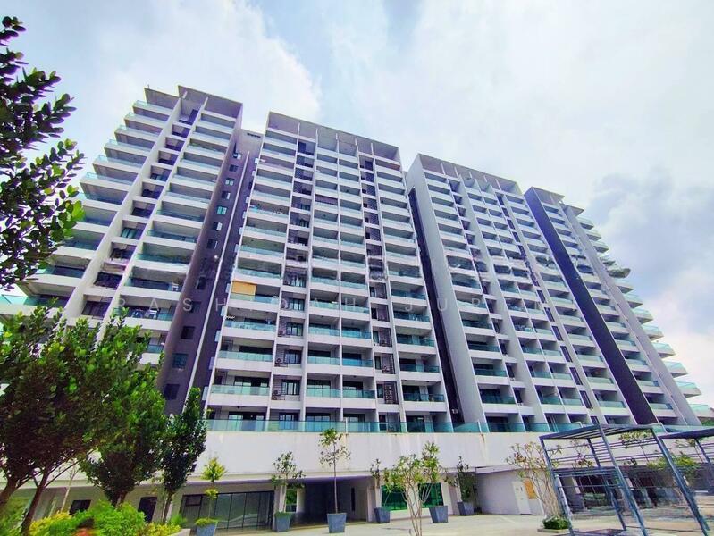 For Sale - Paragon 3