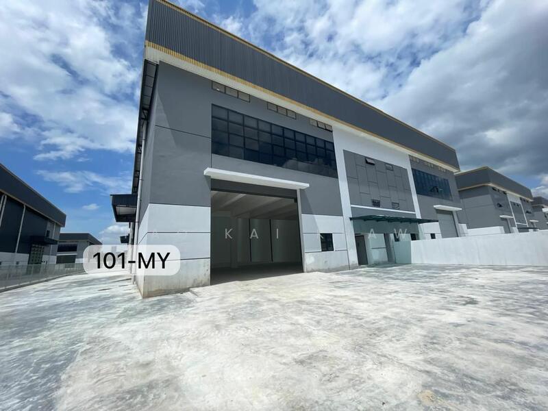 For Sale - Jenjarom Banting Selangor (ETP KIIP Jenjarom) CORNER Cluster Semi-D Factory FREEHOLD