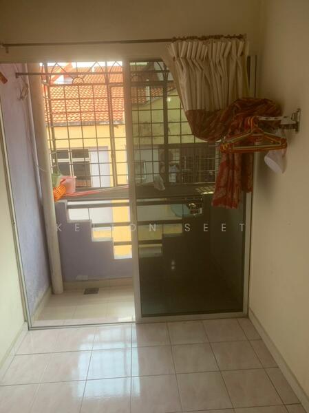 Untuk Disewa - Taman Orkid