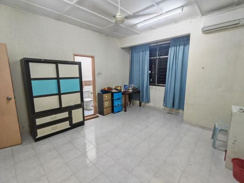 2-storey Terraced House for Sale in Taman Pulai Utama (Skudai) - Sharon Ng - Interior - PropertyGuru.com.my