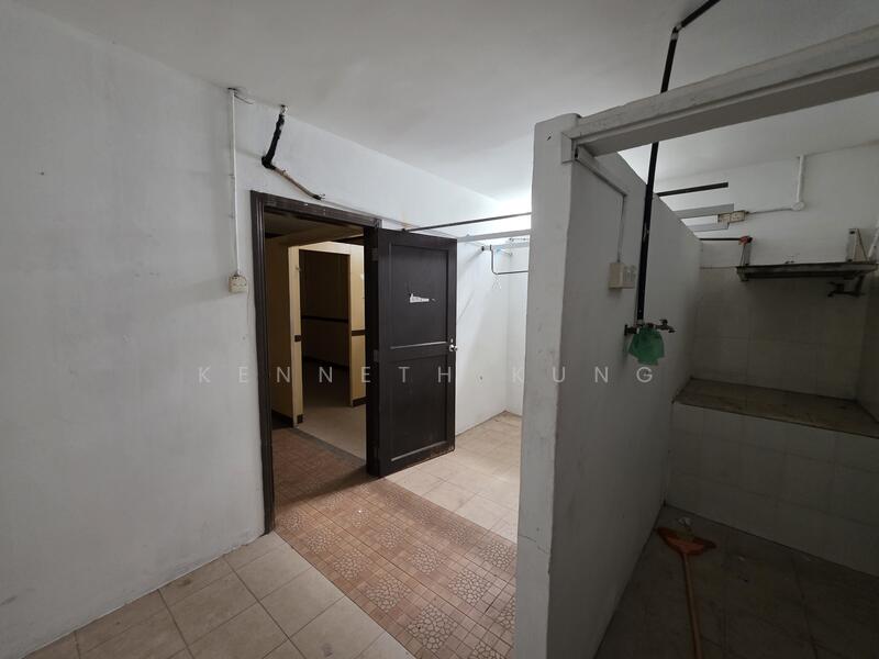 Untuk Dijual - Jalan Penang Georgetown UNESCO Buffer Zone Pre War Shophouse 2 Storey Inter Corner Commercial Used