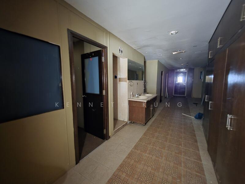 Untuk Dijual - Jalan Penang Georgetown UNESCO Buffer Zone Pre War Shophouse 2 Storey Inter Corner Commercial Used