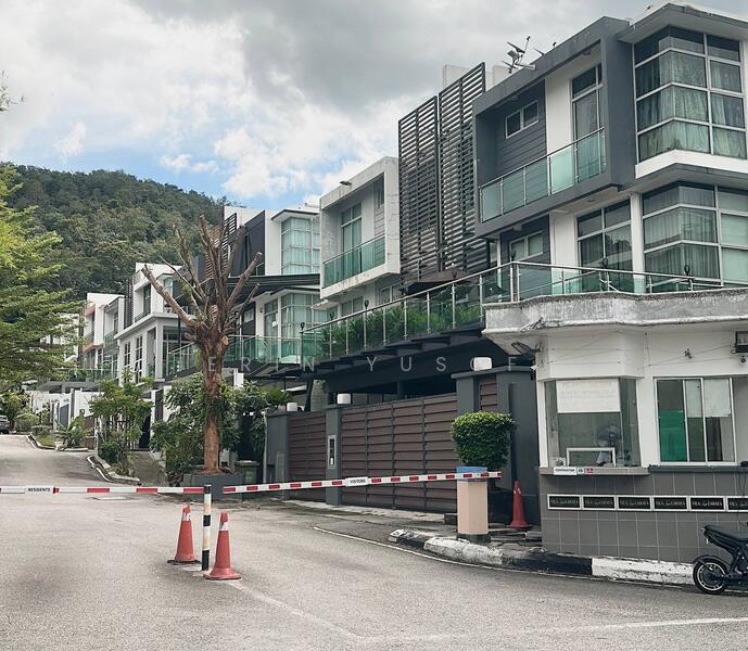 For Sale - Villa Laman Cahaya