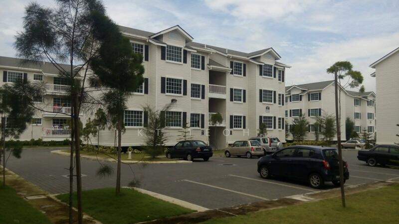 Untuk Dijual - Below Market Value; Lower Level Townhouse @ Taman Kampar Makmur