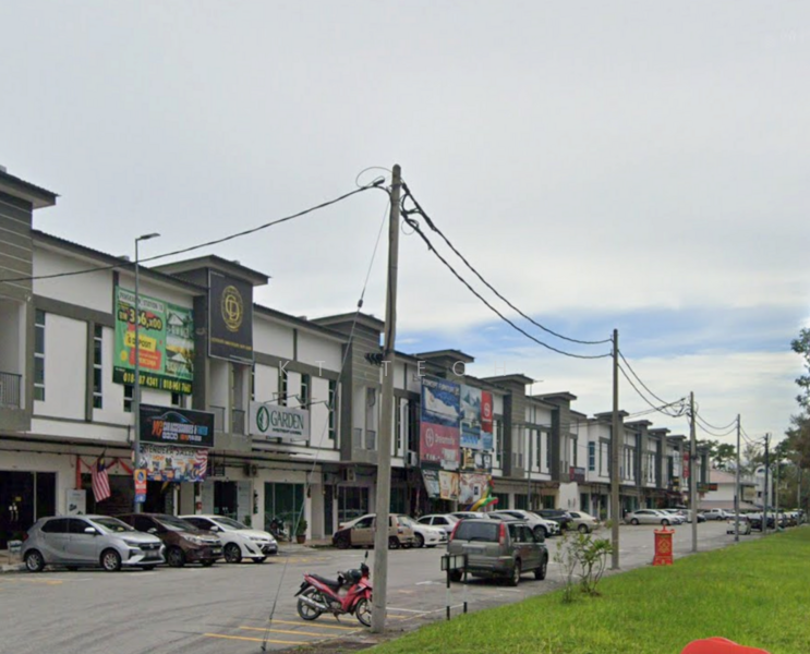 Untuk Dijual - Below Market Value; 2 Sty Mid Shop Office @ Gerbang Maju Rapat