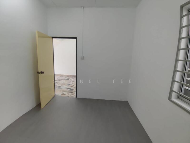 For Sale - Taman Puteri