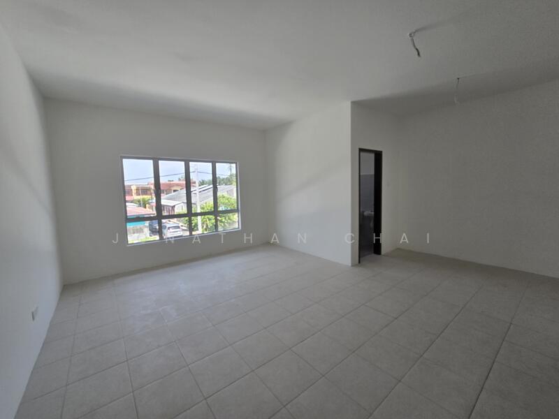 Untuk Dijual - Taman Pertama @ Sabak Bernam