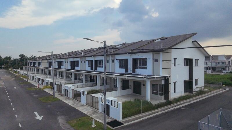 Untuk Dijual - Taman Pertama @ Sabak Bernam