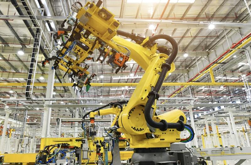 For Sale - Prime 3 Acre Industrial Facility with Cleanroom