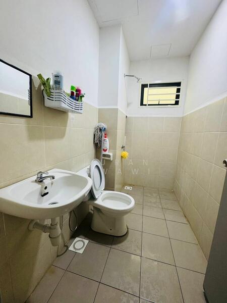 For Sale - Seri Akasia