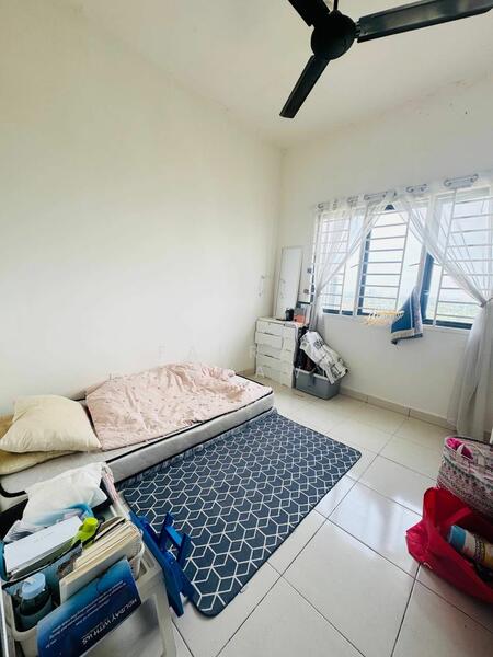 For Sale - Seri Akasia