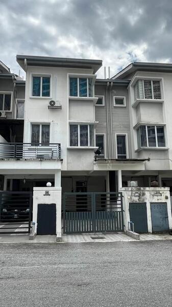 Untuk Disewa - Ariza Garden Villa