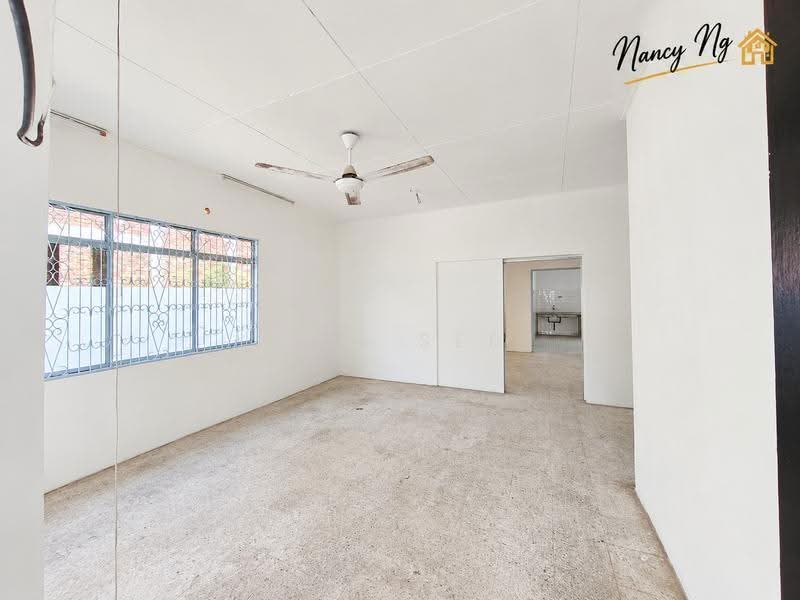 Rumah Flat untuk Dijual di Taman Siakap - Nan See Ng - Interior - PropertyGuru.com.my