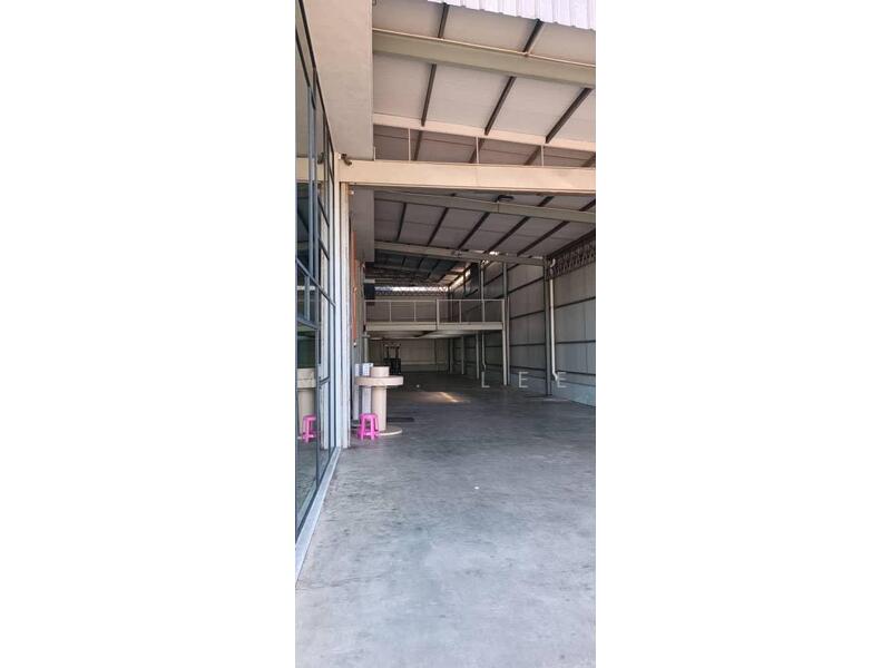 For Rent - Nouvelle Kemuning Factory Warehouse with Mezzanine Cargo Lift, Berjaya Park, Bukit Rimau, Shah Alam
