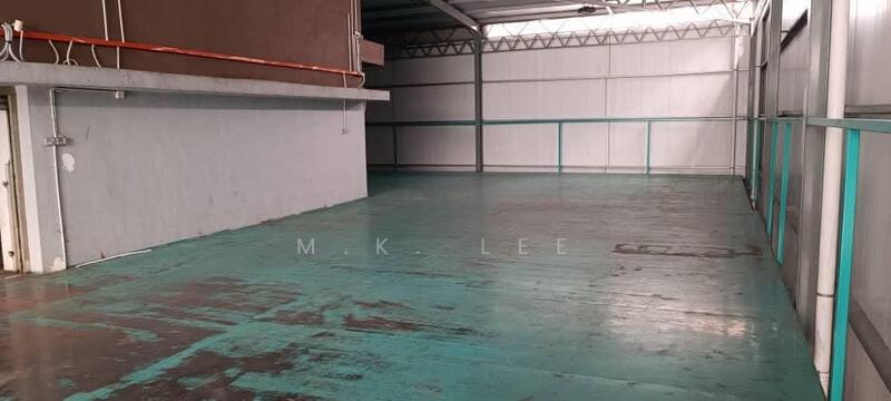 For Rent - Nouvelle Kemuning Factory Warehouse with Mezzanine Cargo Lift, Berjaya Park, Bukit Rimau, Shah Alam