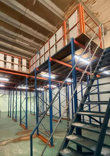 For Rent - Nouvelle Kemuning Factory Warehouse with Mezzanine Cargo Lift, Berjaya Park, Bukit Rimau, Shah Alam