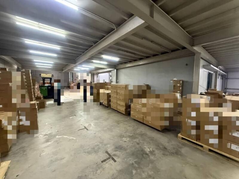 For Rent - Nouvelle Kemuning Factory Warehouse with Mezzanine Cargo Lift, Berjaya Park, Bukit Rimau, Shah Alam