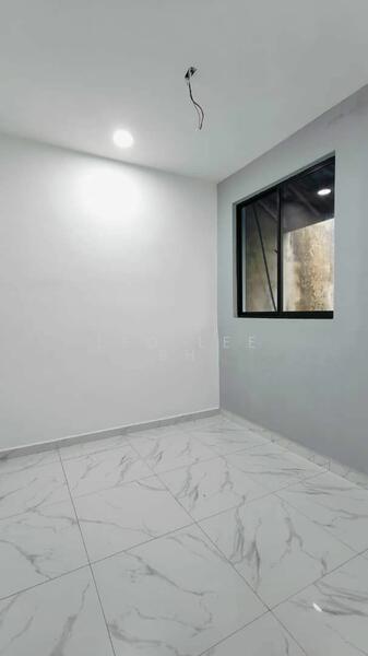 Untuk Dijual - Jalan Sri Makmur 5, Taman Sri Makmur