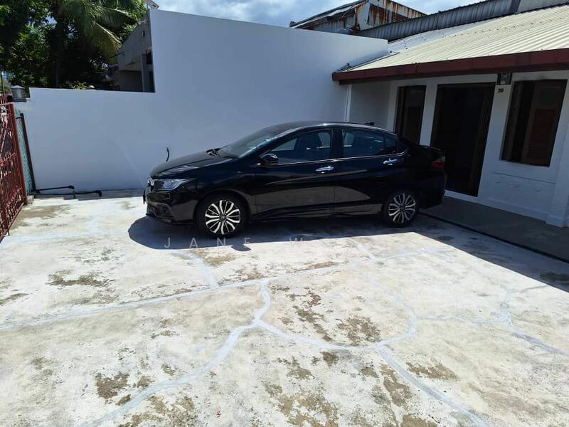 For Rent - 1-storey Terraced House at Seksyen 8