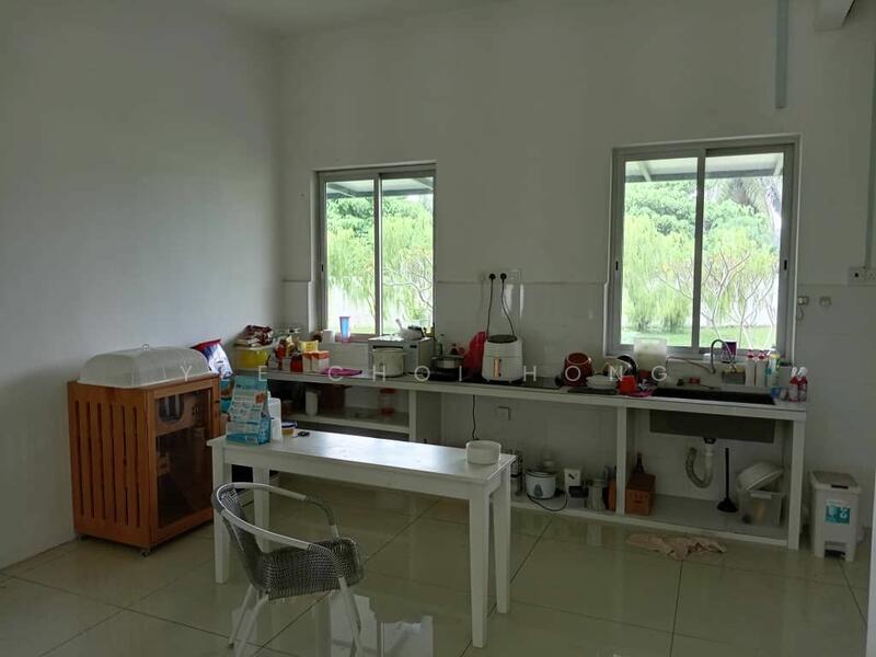 Untuk Disewa - Bungalow at Taman Carnation