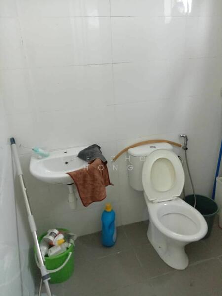 Untuk Disewa - Bungalow at Taman Carnation