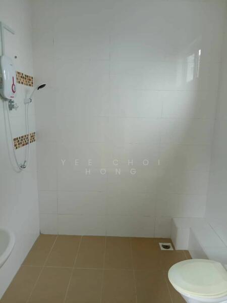 Untuk Disewa - Bungalow at Taman Carnation