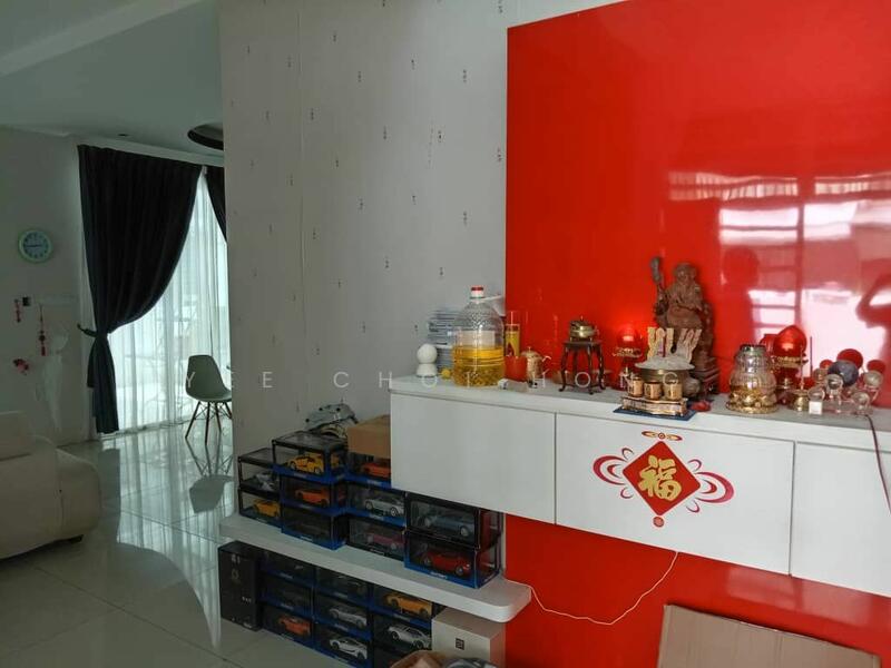 For Sale - Semi-Detached House at Taman Carnation