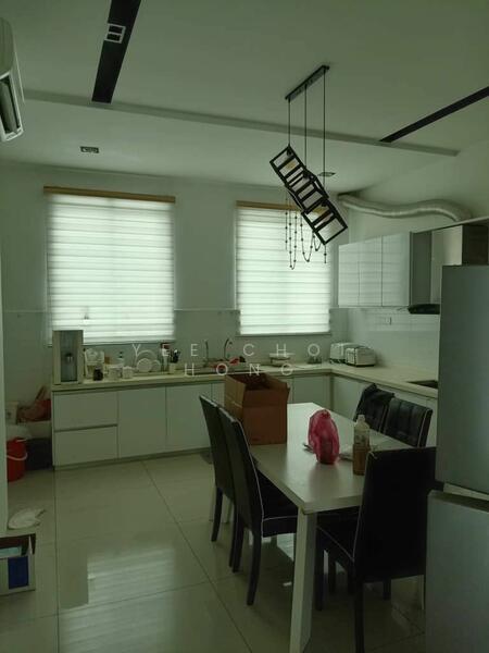 For Sale - Semi-Detached House at Taman Carnation