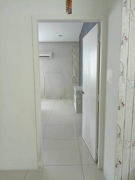 For Sale - Semi-Detached House at Taman Carnation