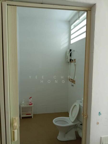 For Sale - Semi-Detached House at Taman Carnation