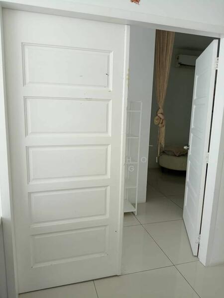 For Sale - Semi-Detached House at Taman Carnation