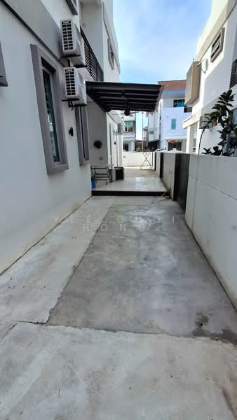 Semi-Detached House for Sale in Taman Carnation (Bukit Minyak) - Yee Choi Hong - Exterior - PropertyGuru.com.my