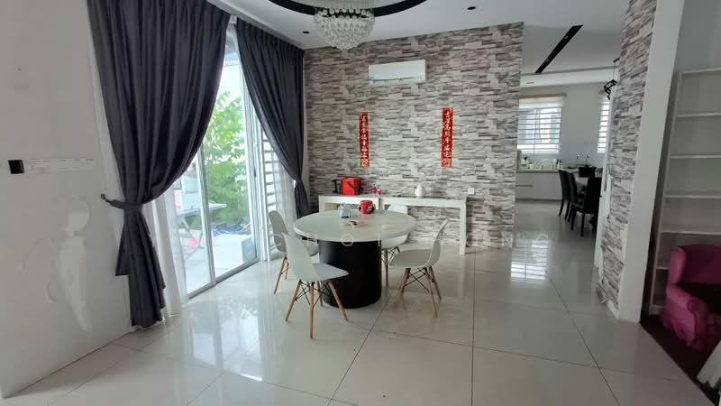 Semi-Detached House for Sale in Taman Carnation (Bukit Minyak) - Yee Choi Hong - Dining Room - PropertyGuru.com.my