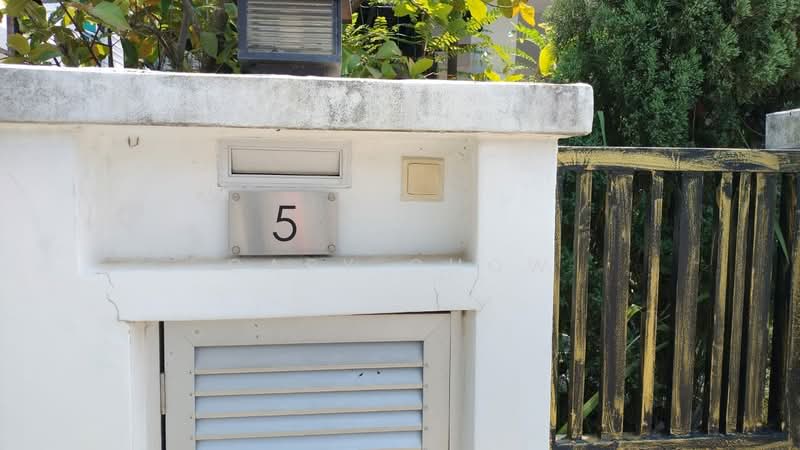 Semi-Detached House for Sale in Rawang (Selangor) - Gary Chow - Exterior - PropertyGuru.com.my