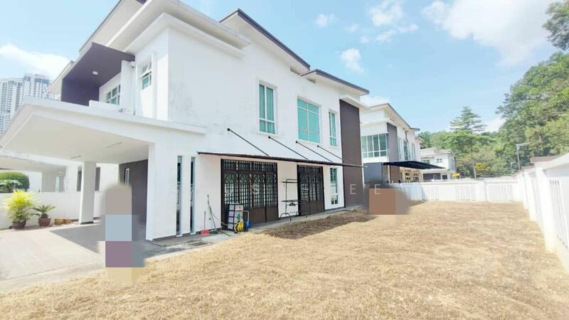 For Sale - Semi-Detached House at Senibong Villas
