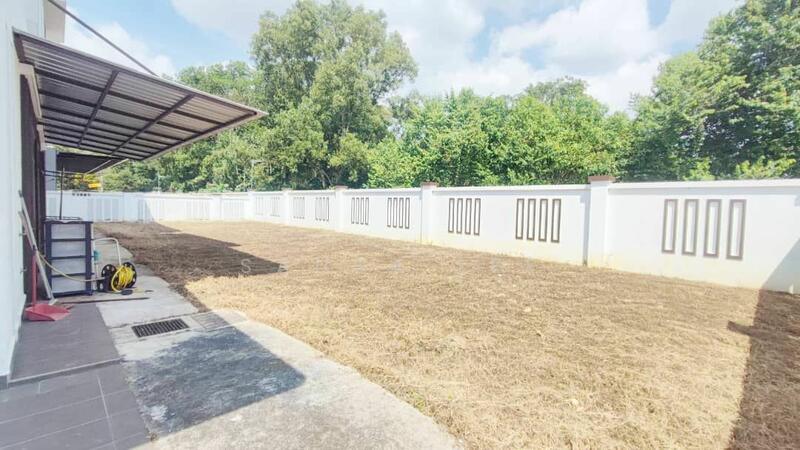 For Sale - Semi-Detached House at Senibong Villas