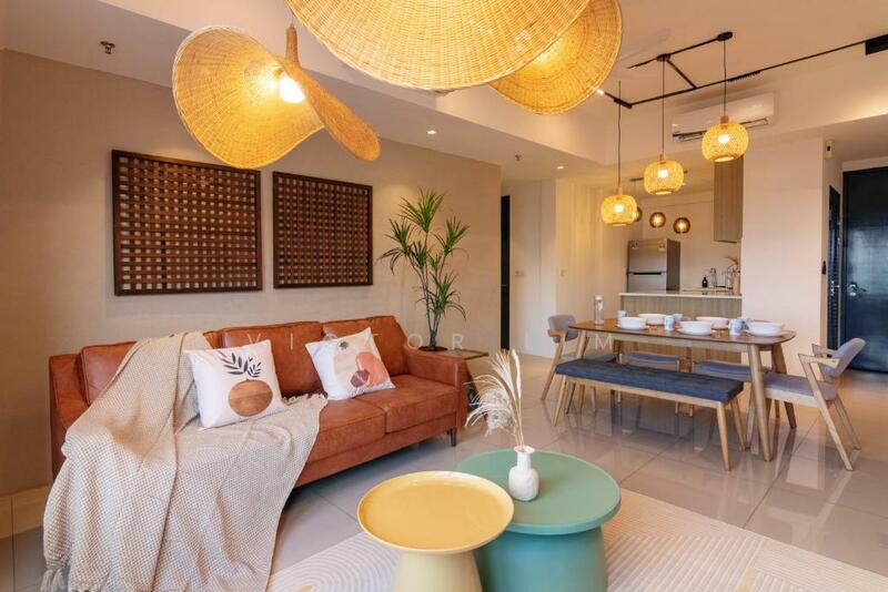 For Sale - Ready Move in Condo 4 Rooms 2 Bathrooms Fully Furnished with Cashback RM50k